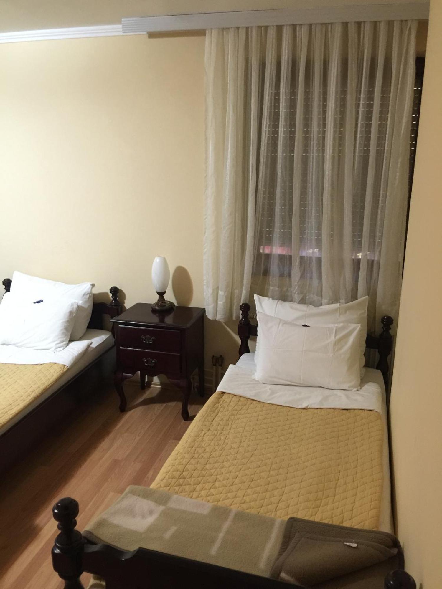 Bed&Breakfast Karavan Raška Chambre photo