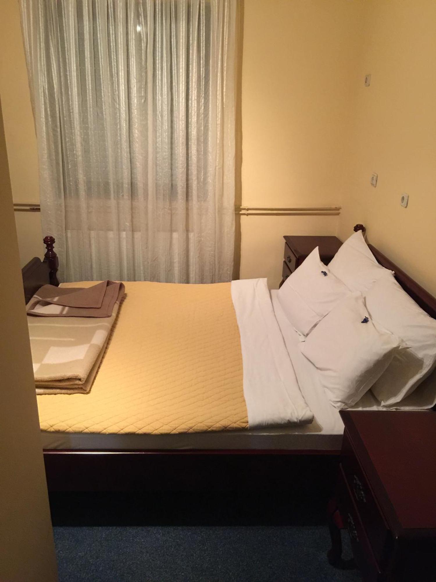 Bed&Breakfast Karavan Raška Chambre photo